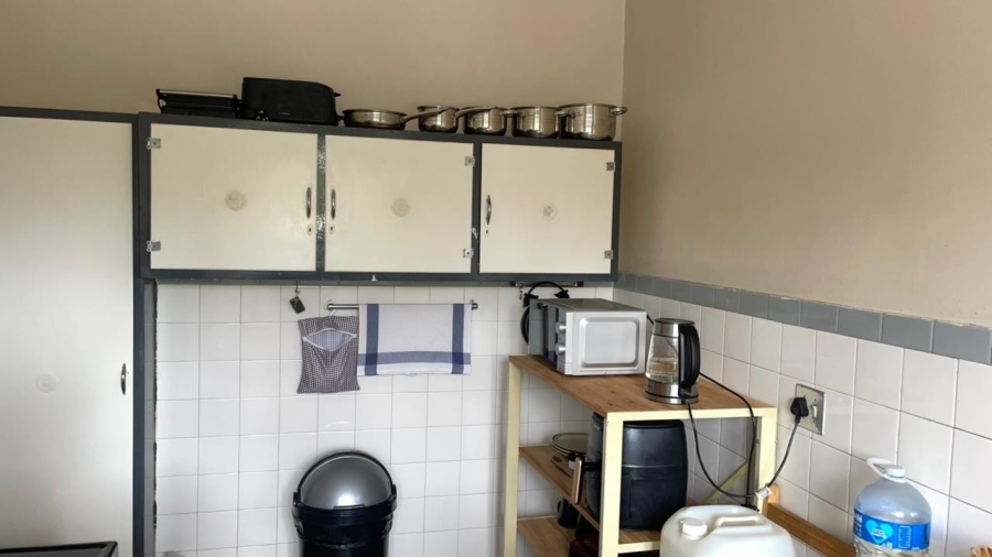 2 Bedroom Property for Sale in Uitenhage Upper Central Eastern Cape